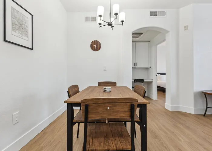 Apartment Cozysuites By The Stadium With Pool 26 *