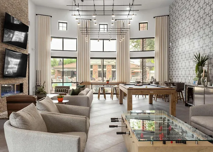 Apartment Cozysuites By The Stadium With Pool 26 Glendale