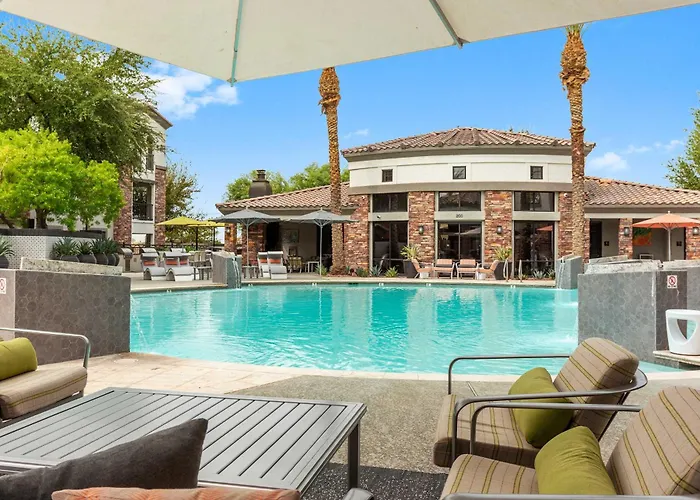 Apartment Cozysuites By The Stadium With Pool 26