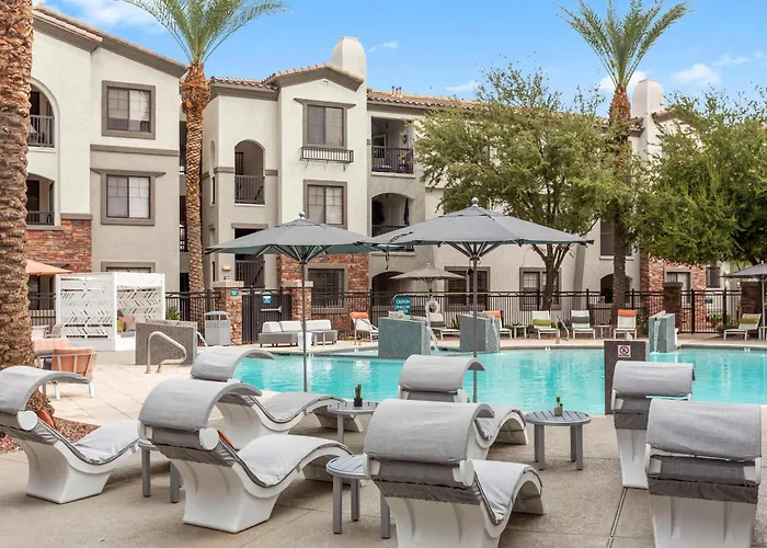 Apartment Cozysuites By The Stadium With Pool 26